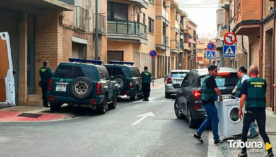 La Guardia Civil detiene a dos varones por  cuatro presuntos delitos de robo con fuerza