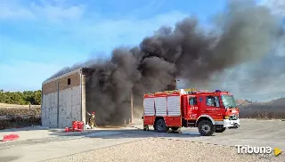 Aparatoso incendio en una nave de San Esteban de Gormaz